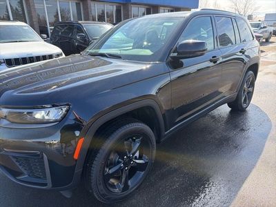 2026 Jeep Grand Cherokee — side profile view