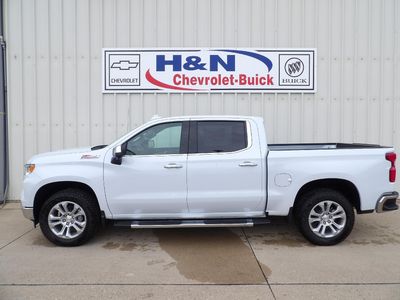 2026 Chevrolet Silverado 1500 — side profile view