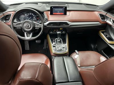 2019 Mazda Mazda CX-9 — interior view