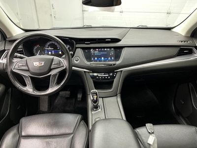 2018 Cadillac XT5 — interior view