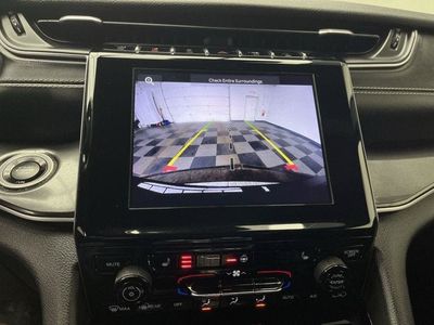 2022 Jeep Grand Cherokee — detail view