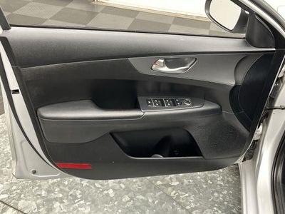 2019 Kia Forte — detail view