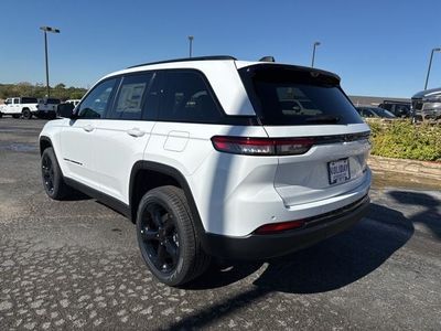 2025 Jeep Grand Cherokee — rear three-quarter view