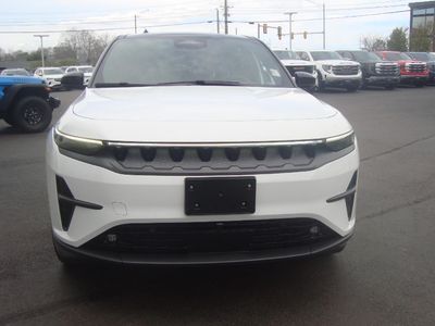 2024 Jeep Wagoneer S — side profile view