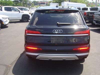 2025 Audi Q7 — detail view