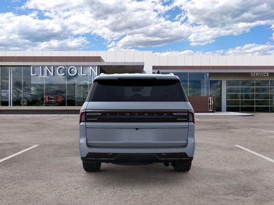 2026 Lincoln Navigator — detail view