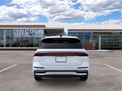 2026 Lincoln Nautilus — detail view