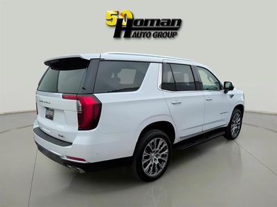 2025 GMC Yukon — detail view