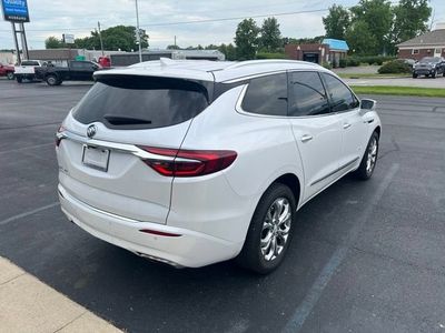 2020 Buick Enclave — detail view