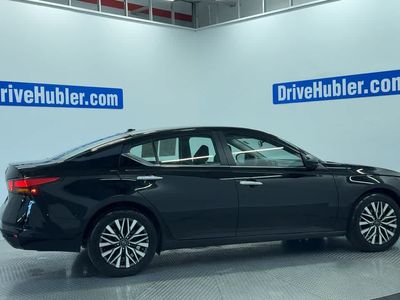 2025 Nissan Altima — rear three-quarter view