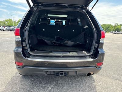 2021 Jeep Grand Cherokee — detail view