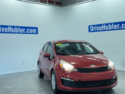2017 Kia Rio — detail view