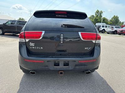 2015 Lincoln MKX — interior view