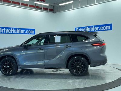 2025 Toyota Highlander — detail view