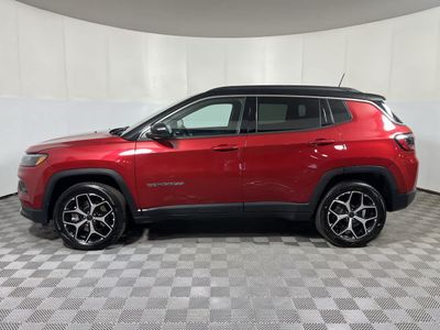 2025 Jeep Compass — detail view