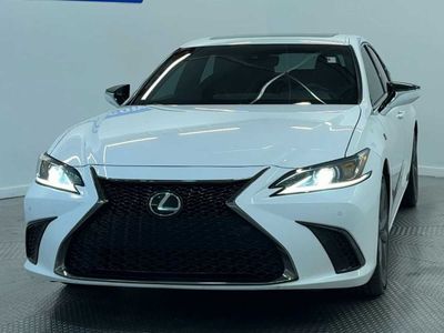 2021 Lexus ES 350 — rear three-quarter view