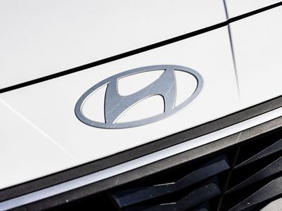 2024 Hyundai ELANTRA — interior view