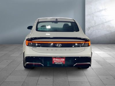 2025 Hyundai SONATA — detail view