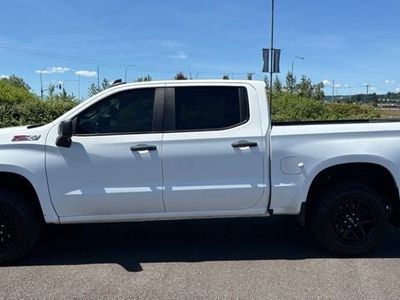2019 Chevrolet Silverado 1500 — rear three-quarter view