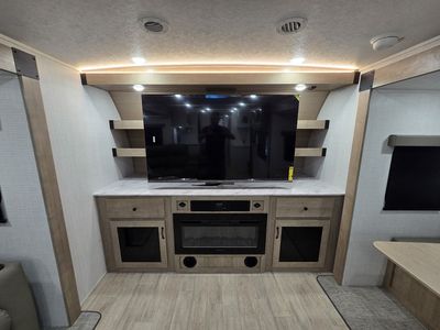 2025 Forest River Palomino - Photo 16