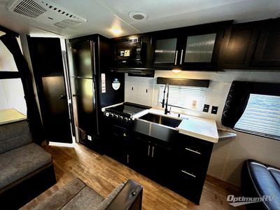 2021 Forest River Cherokee Grey Wolf - Photo 6
