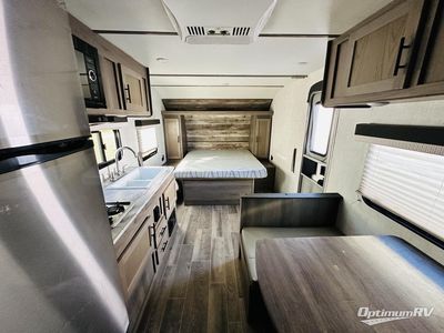 2022 Gulf Stream Conquest - Photo 5