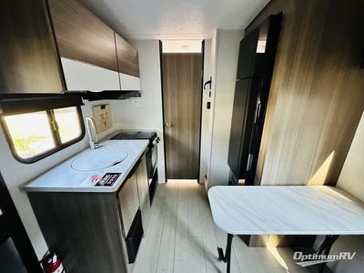 2025 Venture RV Sonic Lite - Photo 4