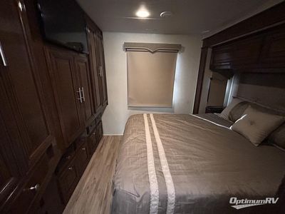 2017 Forest River Georgetown XL - Photo 18