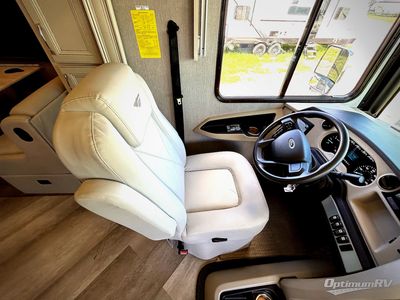 2022 Fleetwood Bounder - Photo 7