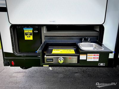 2026 Venture RV SportTrek Touring Edition - Photo 22