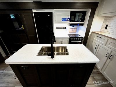 2026 Venture RV SportTrek Touring Edition - Photo 6