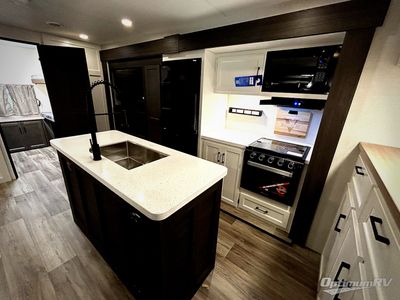 2026 Venture RV SportTrek Touring Edition - Photo 15