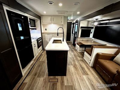 2026 Venture RV SportTrek Touring Edition - Photo 5