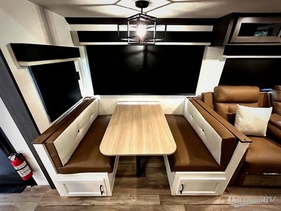 2026 Venture RV SportTrek Touring Edition - Photo 16