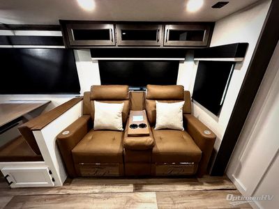 2026 Venture RV SportTrek Touring Edition - Photo 17