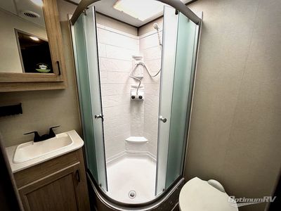2026 Coachmen Catalina Legacy Edition - Photo 15