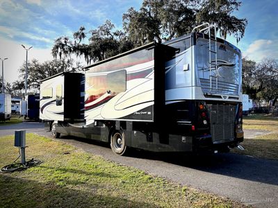 2017 Fleetwood Pace Arrow LXE - Photo 2