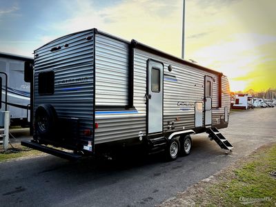 2023 Coachmen Catalina - Photo 2