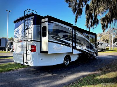 2016 Tiffin Allegro - Photo 2