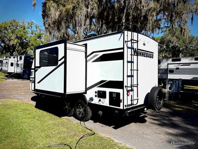2023 Winnebago Micro Minnie - Photo 3