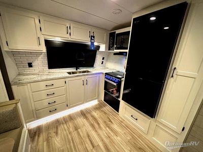 2026 Venture RV SportTrek - Photo 6