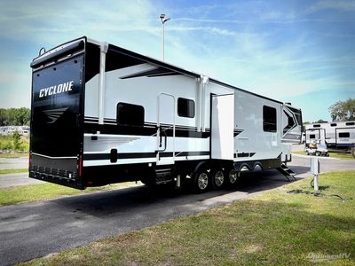2026 Heartland Cyclone - Photo 2