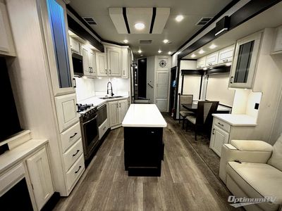 2022 DRV Mobile Suites - Photo 5