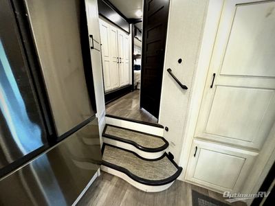 2022 DRV Mobile Suites - Photo 7