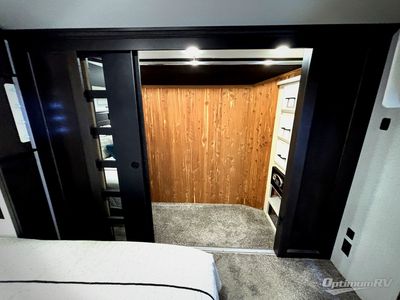 2022 DRV Mobile Suites - Photo 11