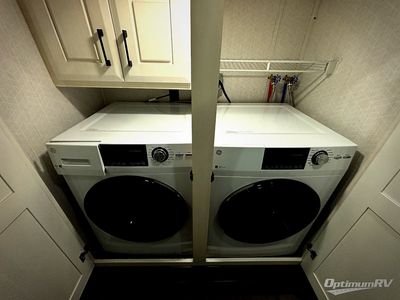 2022 DRV Mobile Suites - Photo 13