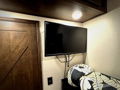 2020 Forest River XLR — photo 17 view