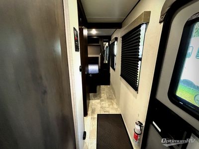 2024 Grand Design Momentum MAV — photo 7 view