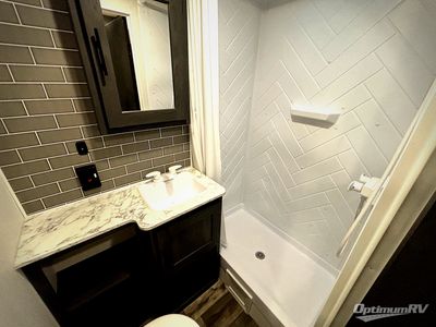 2025 Dutchmen Aspen Trail LE — photo 13 view