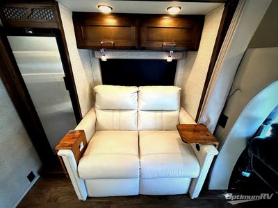 2021 Tiffin Wayfarer — photo 10 view